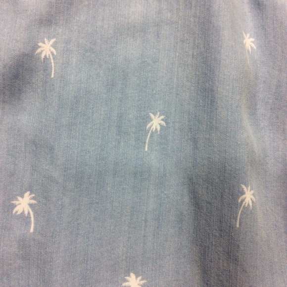 SLEEVELESS CHAMBRAY SHIRT - Picture 5 of 14